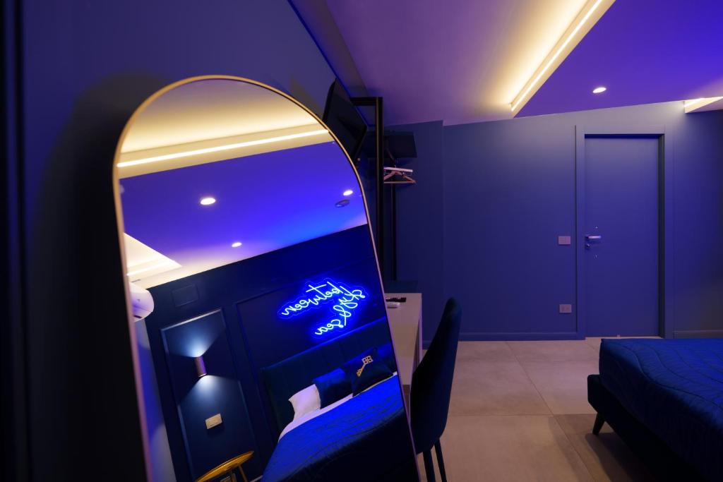Heaven Room - Deluxe Double Room With Balcony
