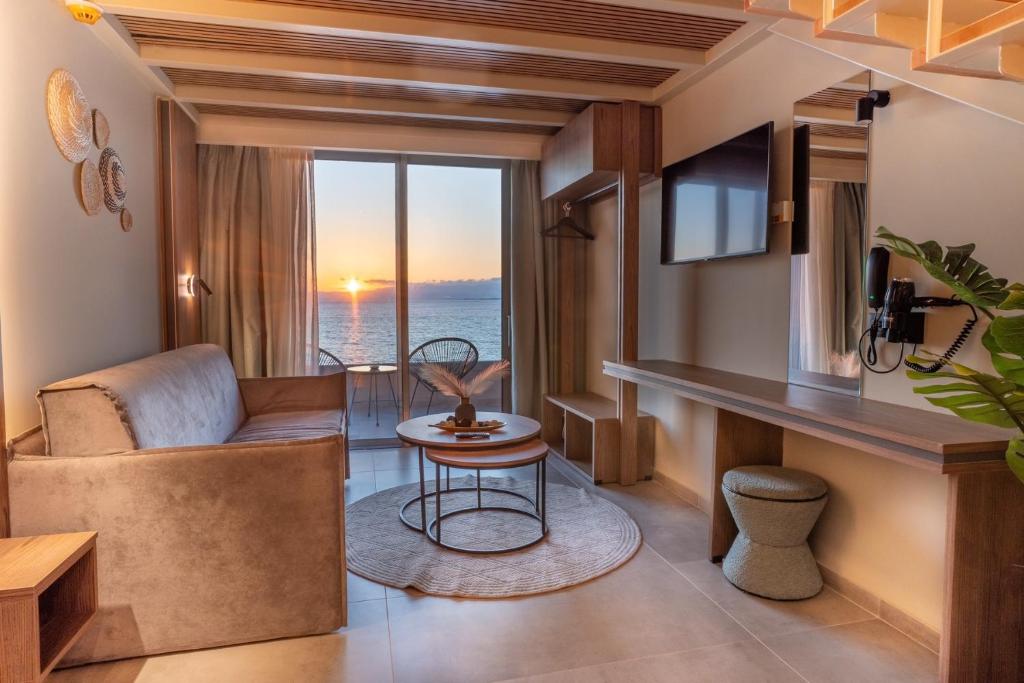 Messinian View - Resim 29