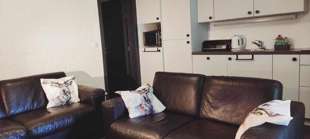 Een zitgedeelte bij Vakantiebungalow BERK 1