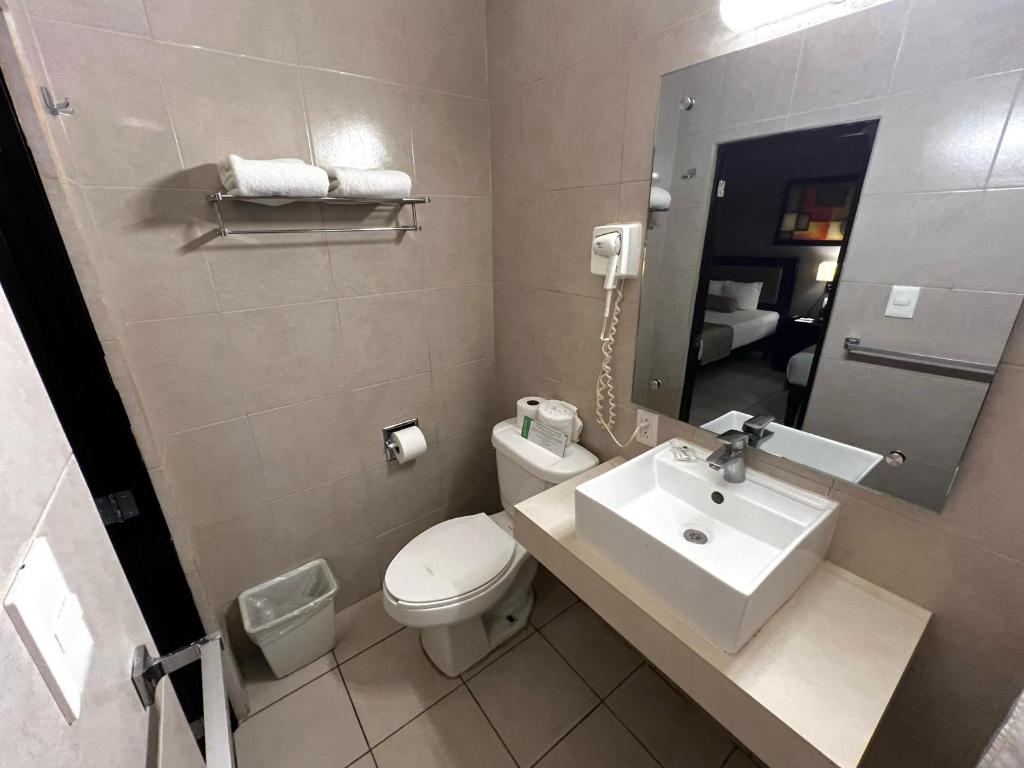 Imagen de la galería de Hotel La Siesta Malecón, en Mazatlán