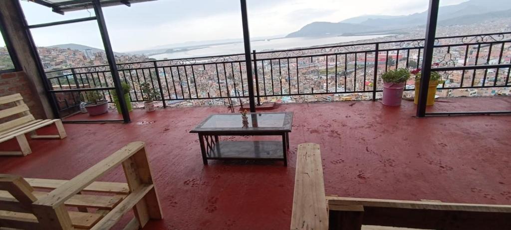 Nespecifikovaný výhled na hory nebo výhled na hory při pohledu z bed and breakfast