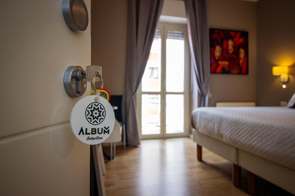 Posteľ alebo postele v izbe v ubytovaní Album Boutique Rooms