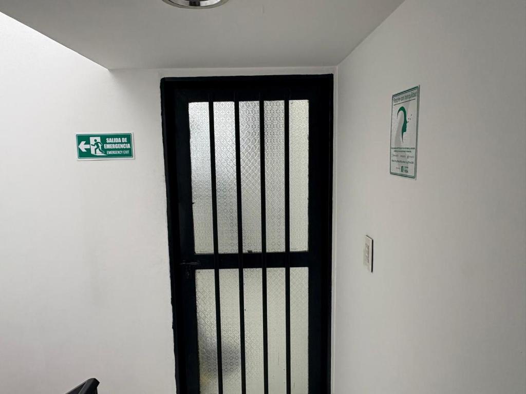 Fotografie z fotogalerie ubytování Hotel Dorado - Cerca al Aeropuerto - Habitación 401 v destinaci Bogotá