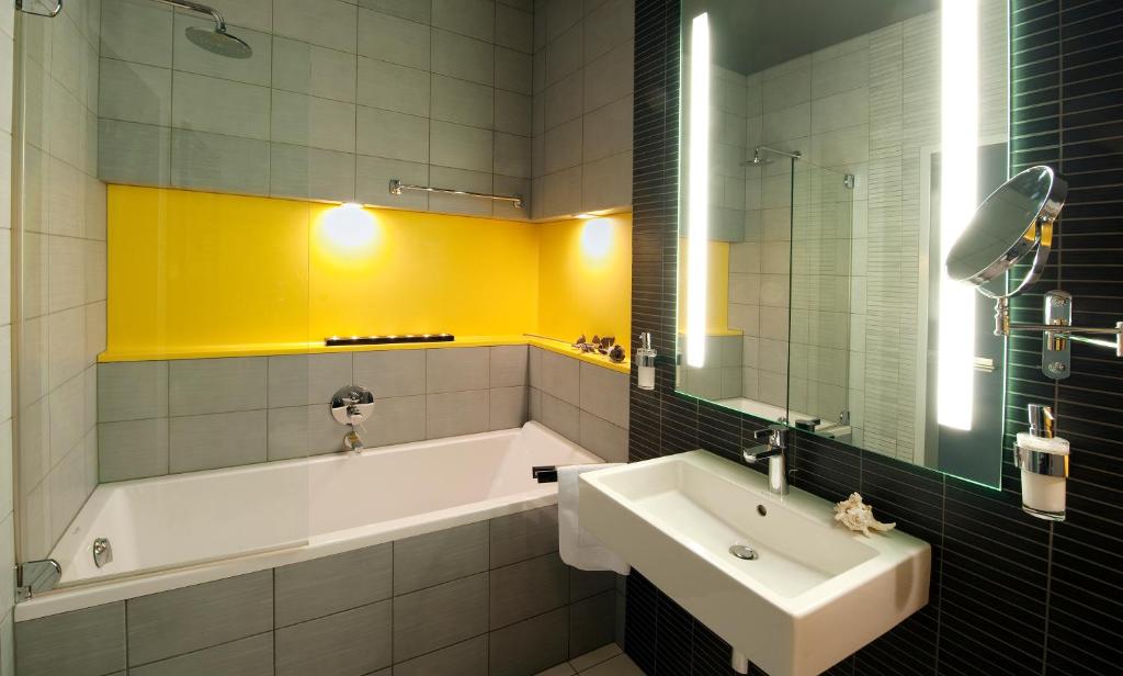O baie la Hotel AquaCity Mountain View