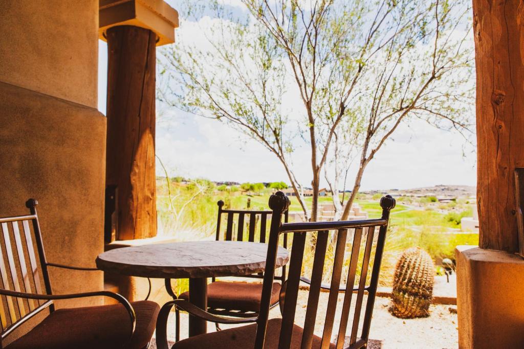 Inn at Eagle Mountain photo