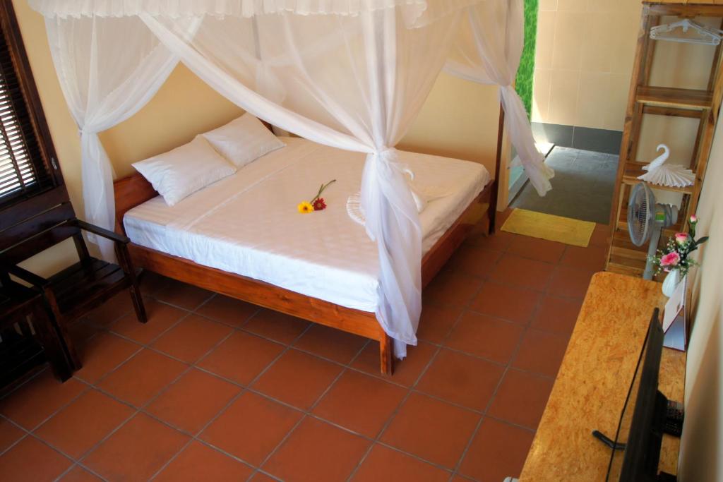 Gold Sand Beach Bungalow - 12