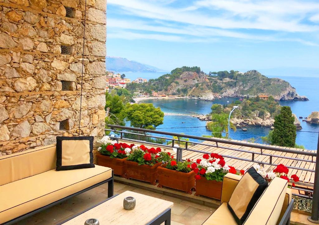 VILLA ELEONORA Taormina Sea View Small Private Pool, Taormina (updated ...