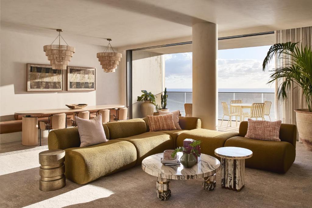 Mondrian Gold Coast - Resim 6