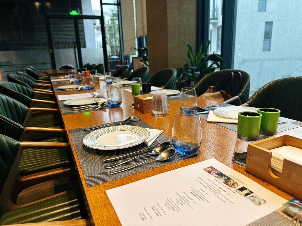 Restaurace v ubytování CM Serviced Apartment Shenzhen Hillside
