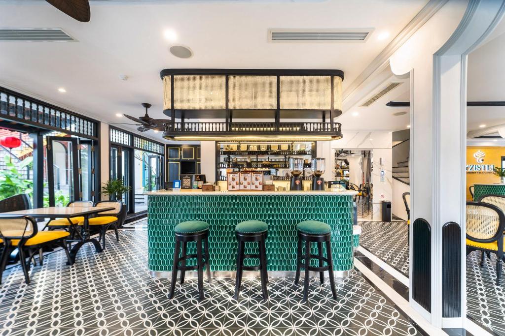 Lounge nebo bar v ubytování Yzistel Hoi An