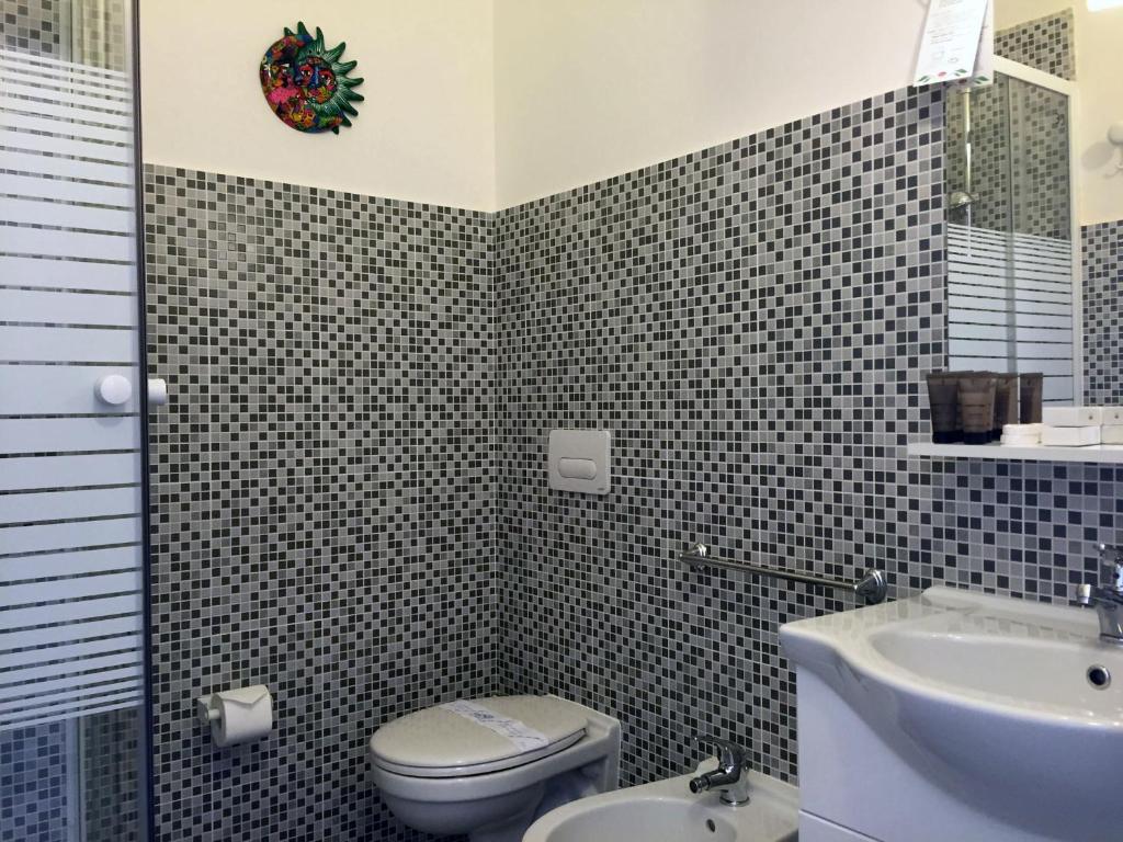 A bathroom at Affittacamere Da Flo