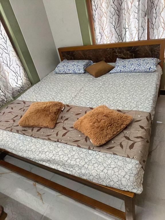 Postel nebo postele na pokoji v ubytování Little Hearts