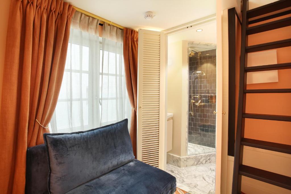 Makom Ferdinand Duval - Resim 13