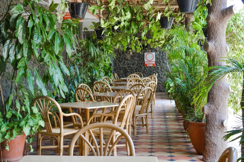 Zahrada ubytování Anthena Hotel