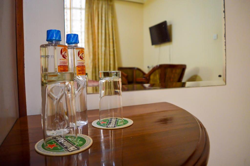 TV a/nebo společenská místnost v ubytování Anthena Hotel