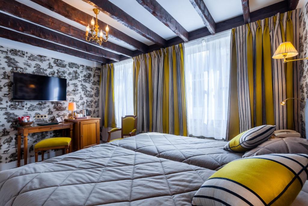 Grand Hôtel de L'Univers Saint-Germain - Resim 37