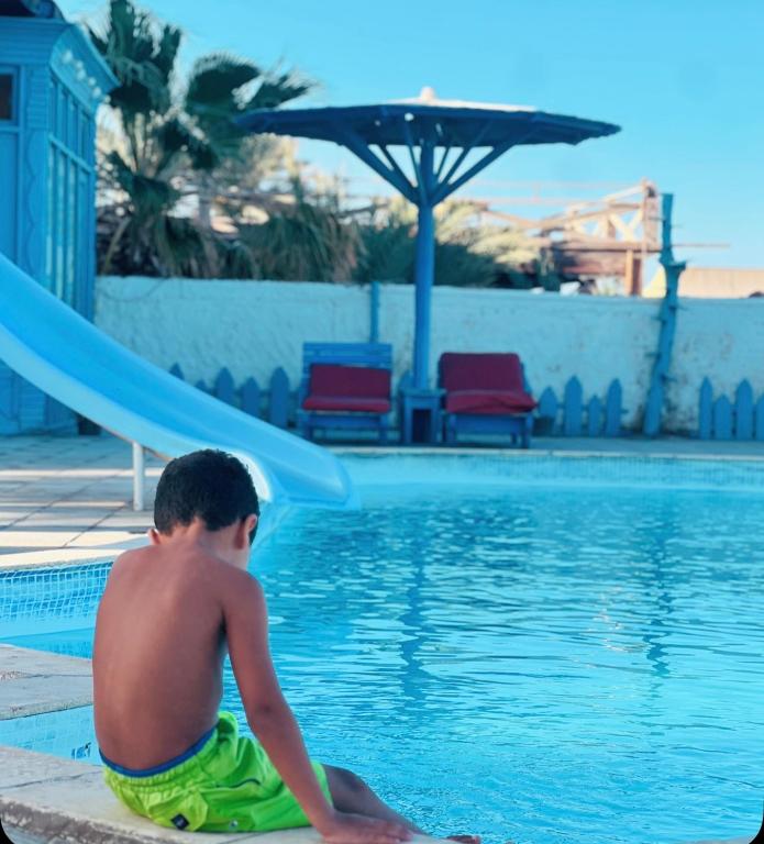 sphinx resort dahab内部或周边的泳池