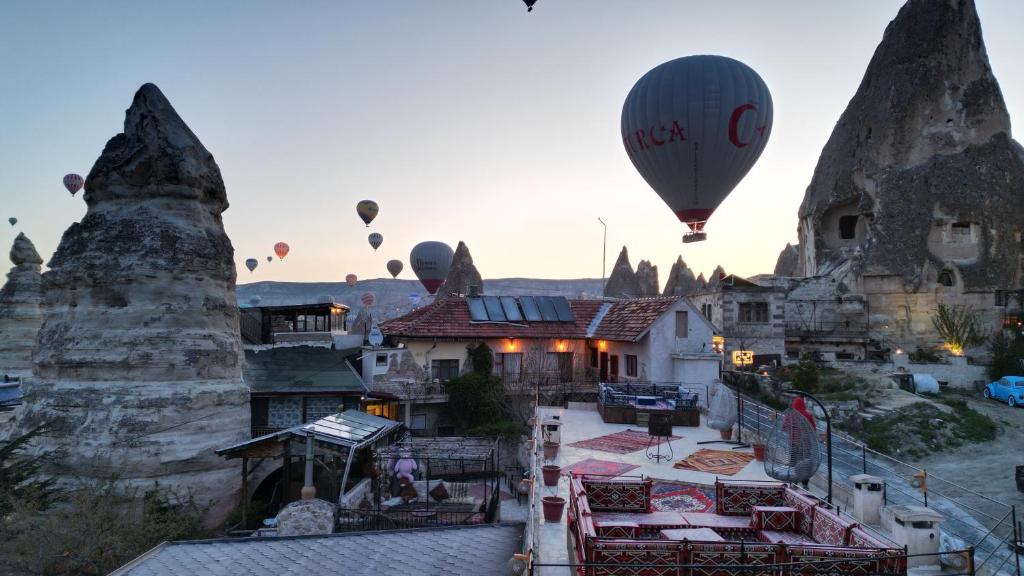 Glory Art Stone House - 6