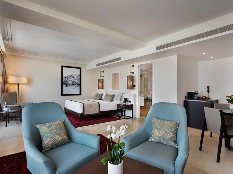 Posezení v ubytování The Setai Tel Aviv, a Member of the leading hotels of the world