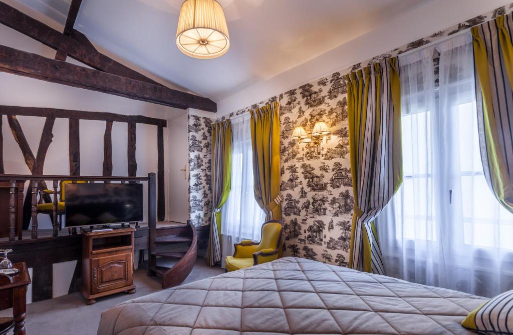 Grand Hôtel de L'Univers Saint-Germain - Resim 34