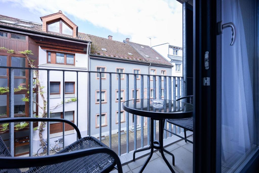 Balkón nebo terasa v ubytování Hotel Kronjuwel by BRIGHT - NEU RENOVIERT - NEWLY RENOVATED