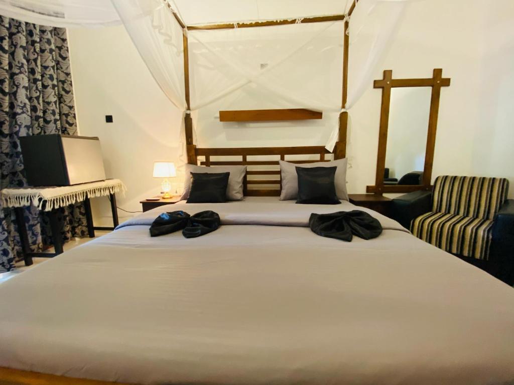 Sigiri Holiday Bungalow - 1