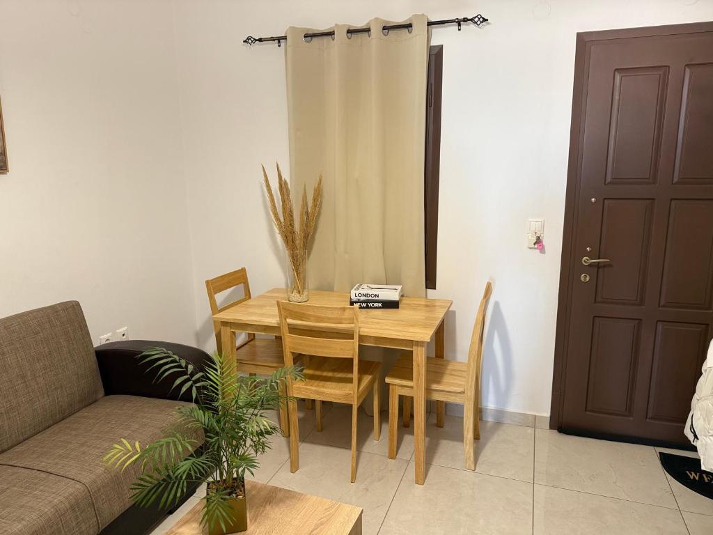 Gallery image of Blue Sand Apartment in Analipsi