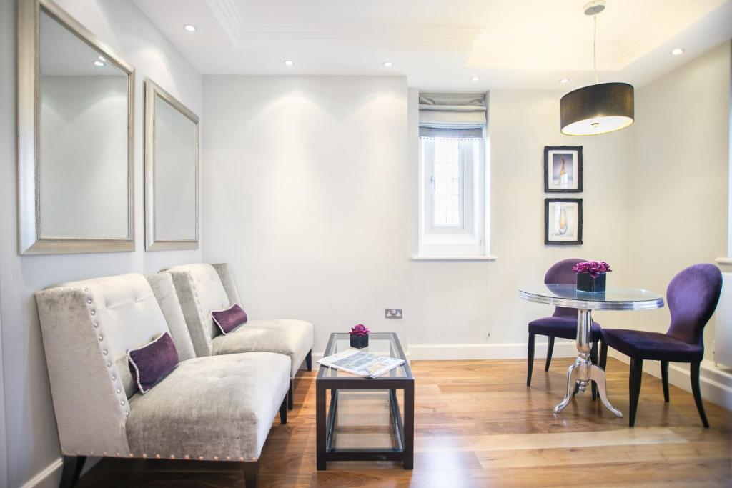 The Pillar Hotel - Resim 21