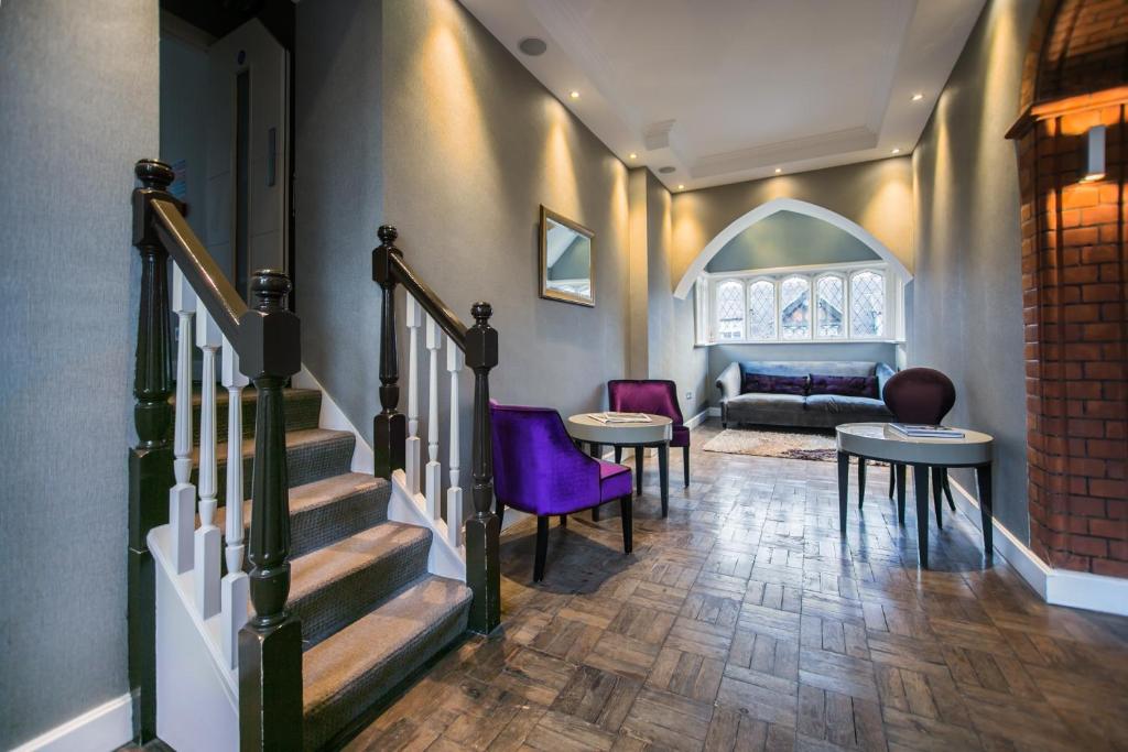 The Pillar Hotel - Resim 23