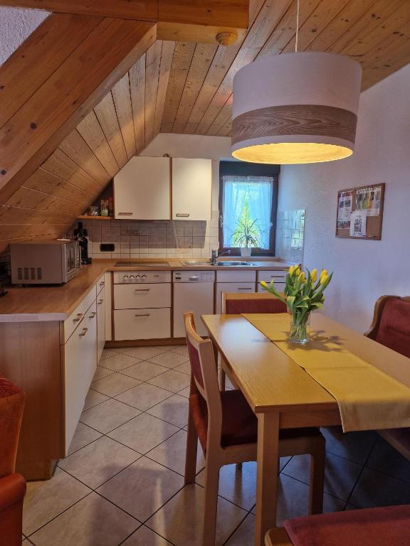 Kuchyň nebo kuchyňský kout v ubytování Haus Bachmatt