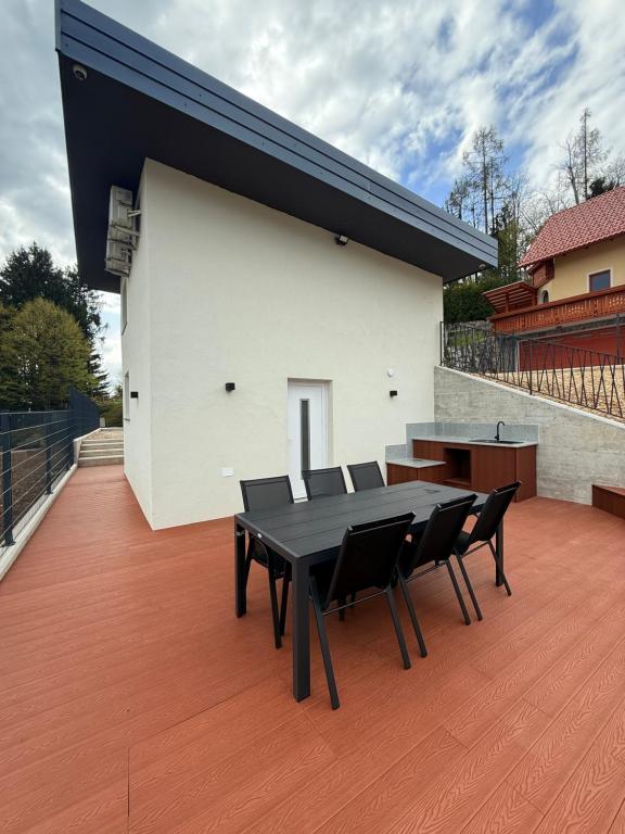 Balkón nebo terasa v ubytování Resort PJagodic