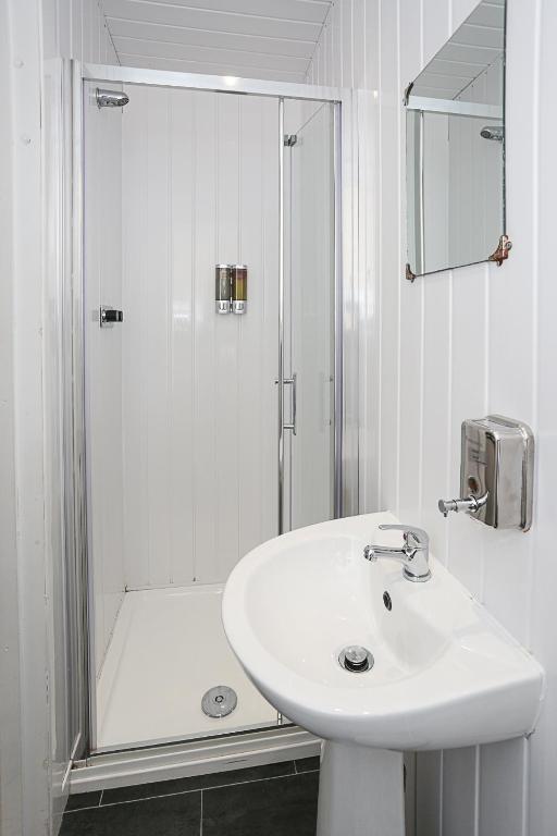 OYO Queens Quarter - Resim 27