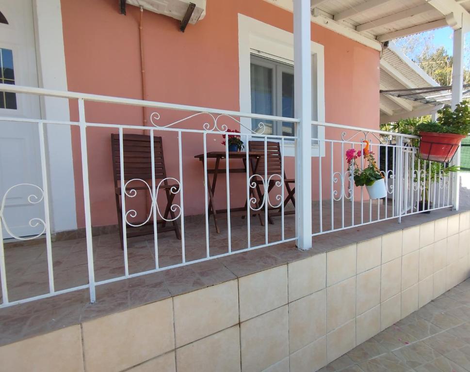 Balkón nebo terasa v ubytování Villa Cottage Eleni