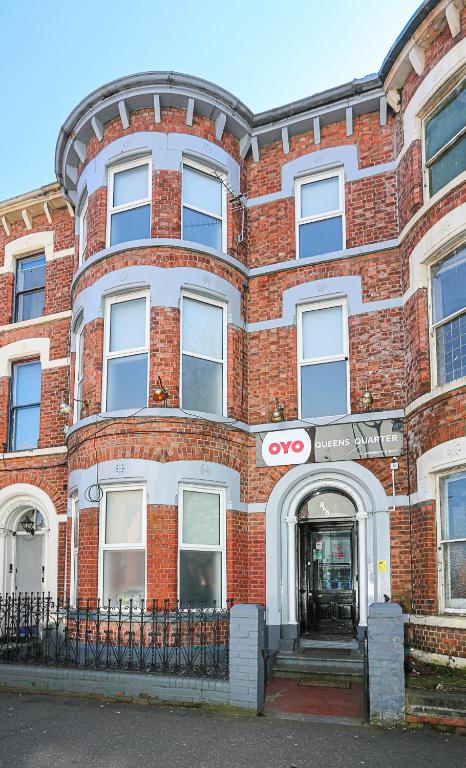 OYO Queens Quarter - Resim 2