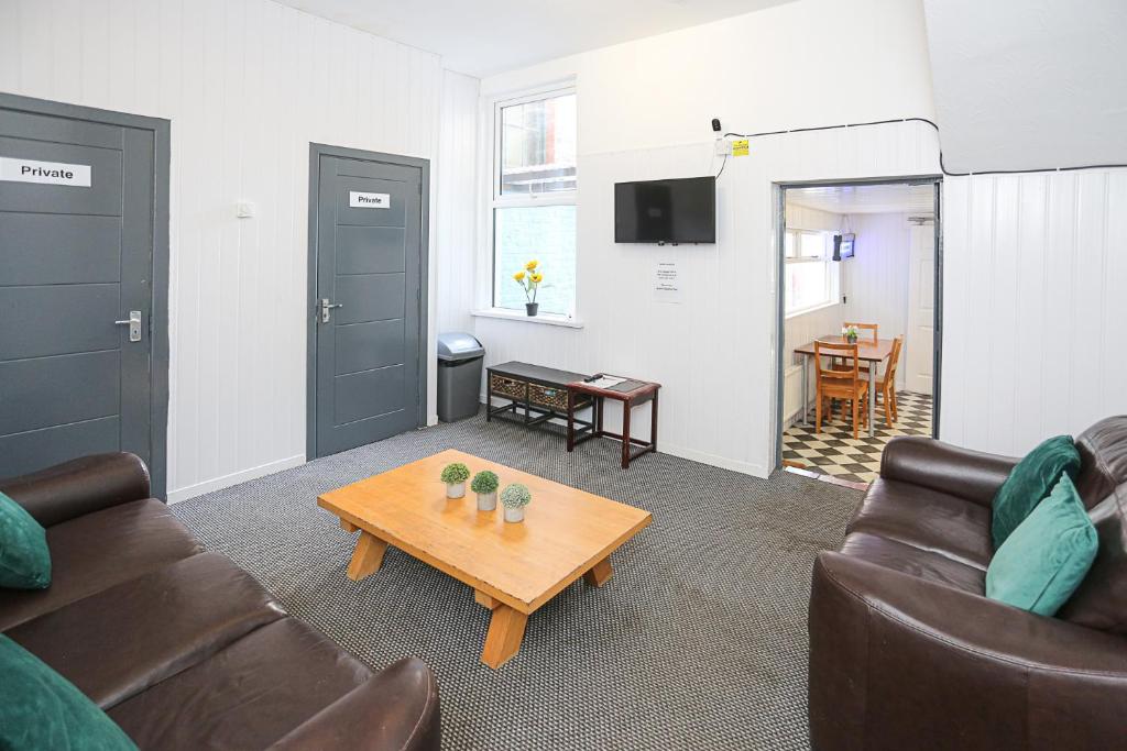 OYO Queens Quarter - Resim 29