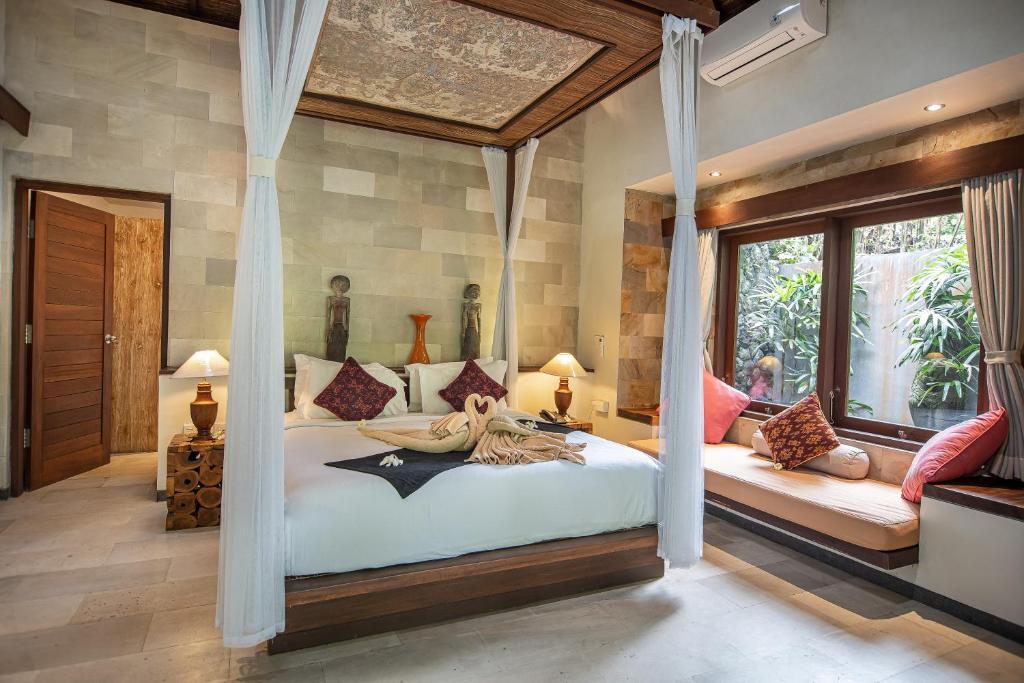 D'Legon Villas - One-Bedroom Pool Villa With Jungle View
