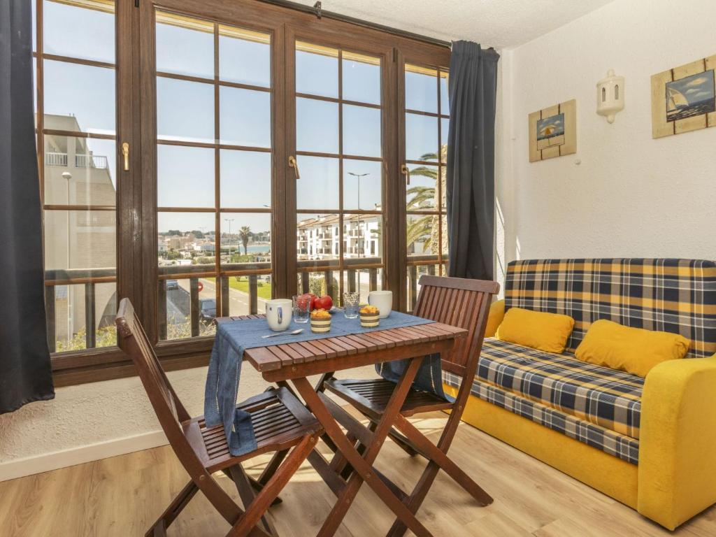 Fotografia z galérie ubytovania Apartment Poble Amarres II by Interhome v destinácii L'Escala