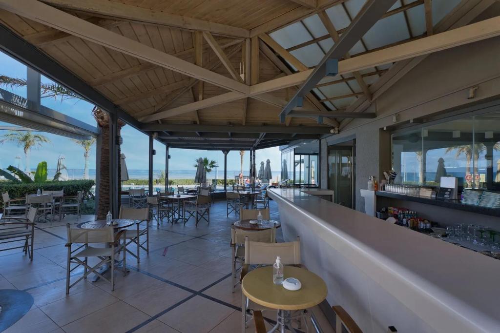 Restaurace v ubytování Pearl Beach