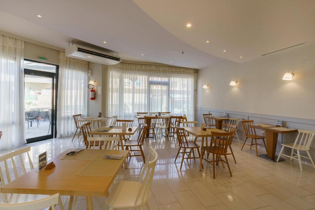 Restaurace v ubytování Pearl Beach