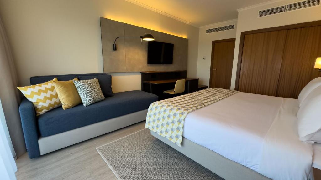 Holiday Inn Algarve Albufeira by IHG - 8