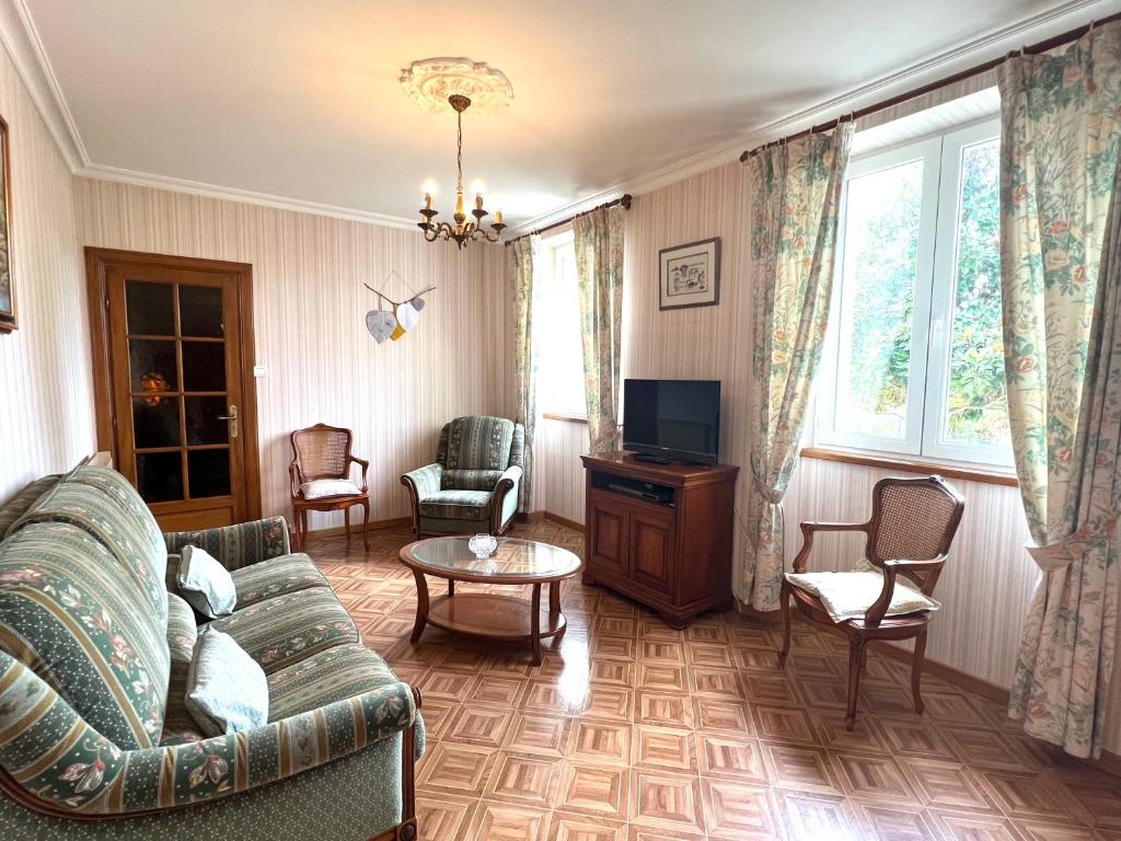 Μια τηλεόραση ή/και κέντρο ψυχαγωγίας στο Maison au bord du lac