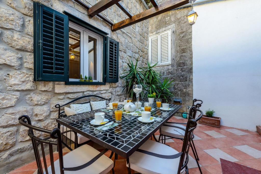 A patio or other outdoor area at Avalon House