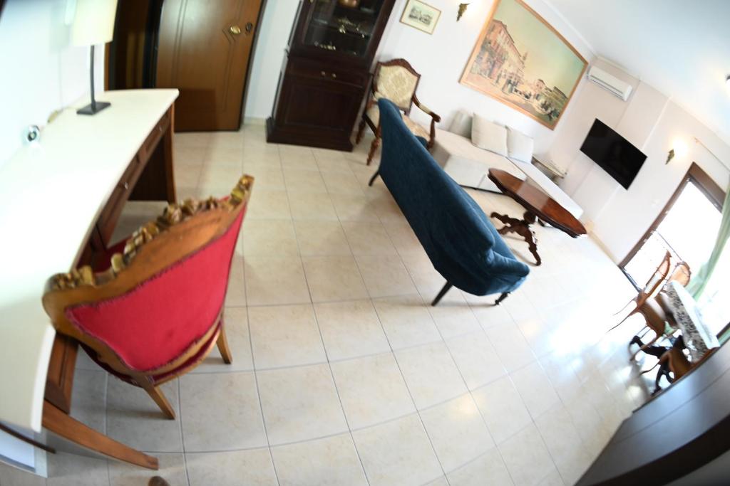 Kuchyň nebo kuchyňský kout v ubytování OLD ZAKYNTHOS GALLERY GIO 2