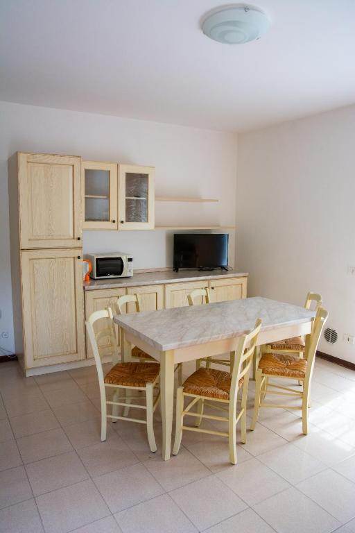 Kuchyň nebo kuchyňský kout v ubytování Residence Calap