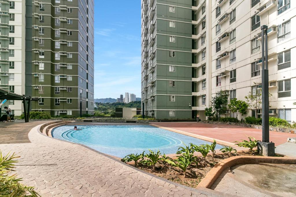 Bazén v ubytování NEW! Trendy 1BR in Cebu IT Park- Central location nebo v jeho okolí