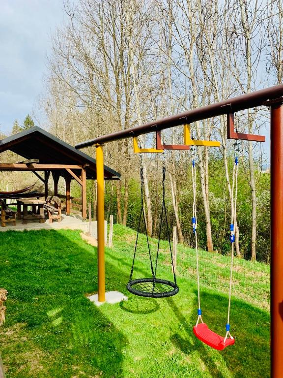 Herní místnost nebo prostor pro děti v ubytování Chata nad Briežkami