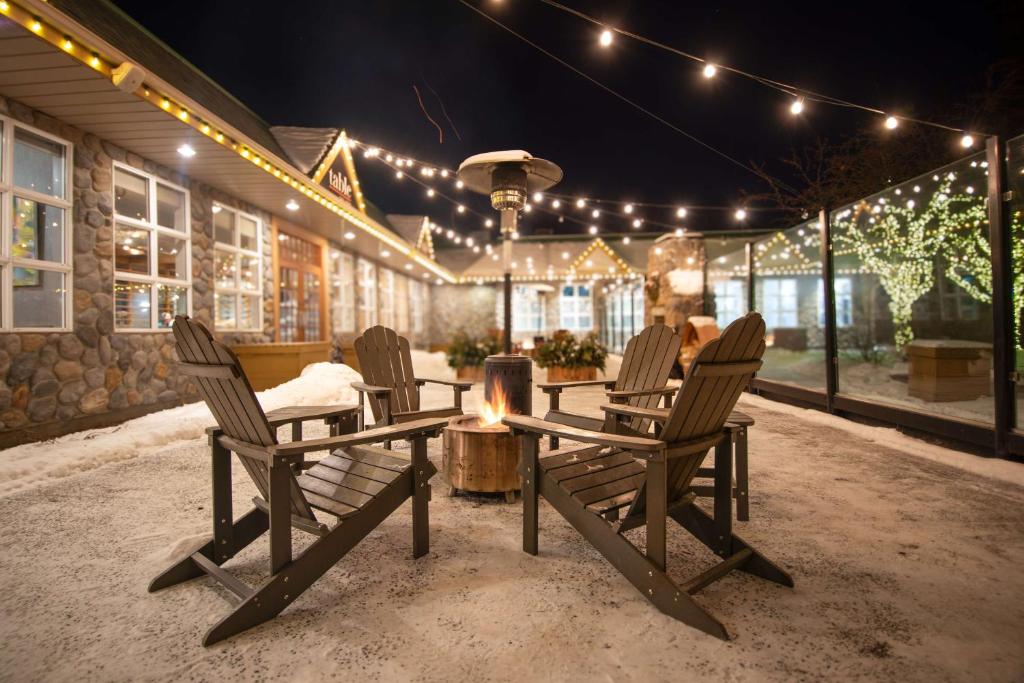 Coast Canmore Hotel & Conference Centre - Resim 9