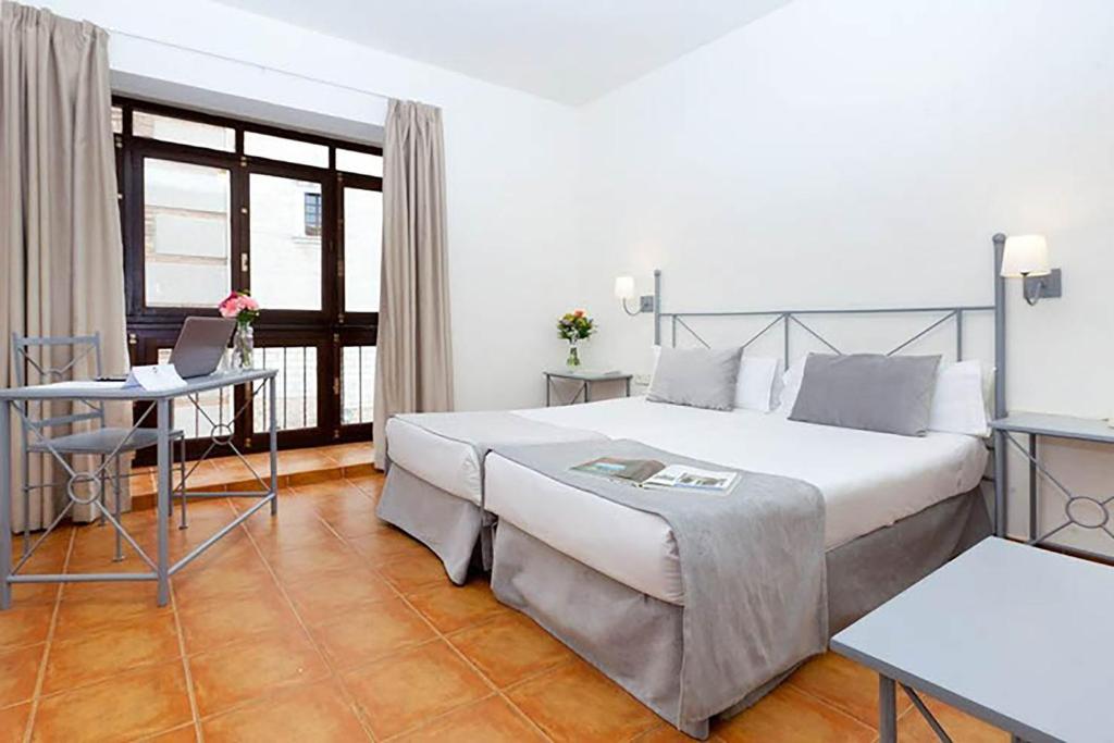 Sercotel Toledo Imperial - 双床房