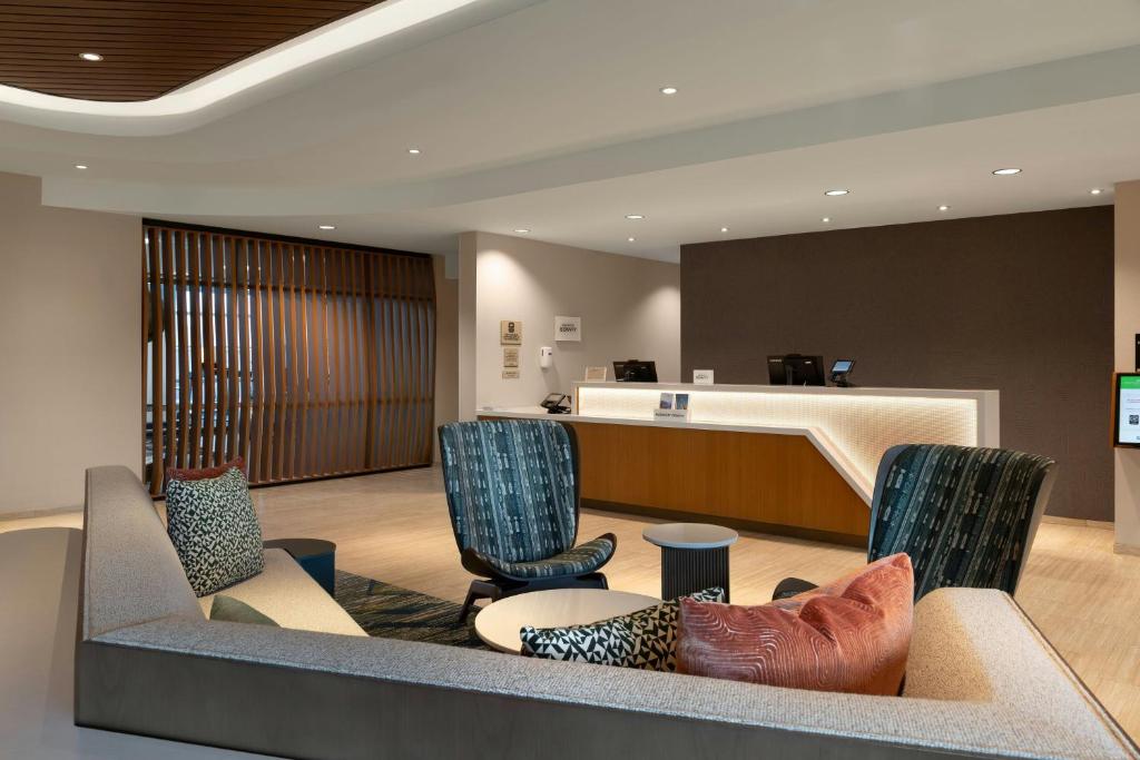 Posezení v ubytování SpringHill Suites by Marriott West Melbourne Palm Bay