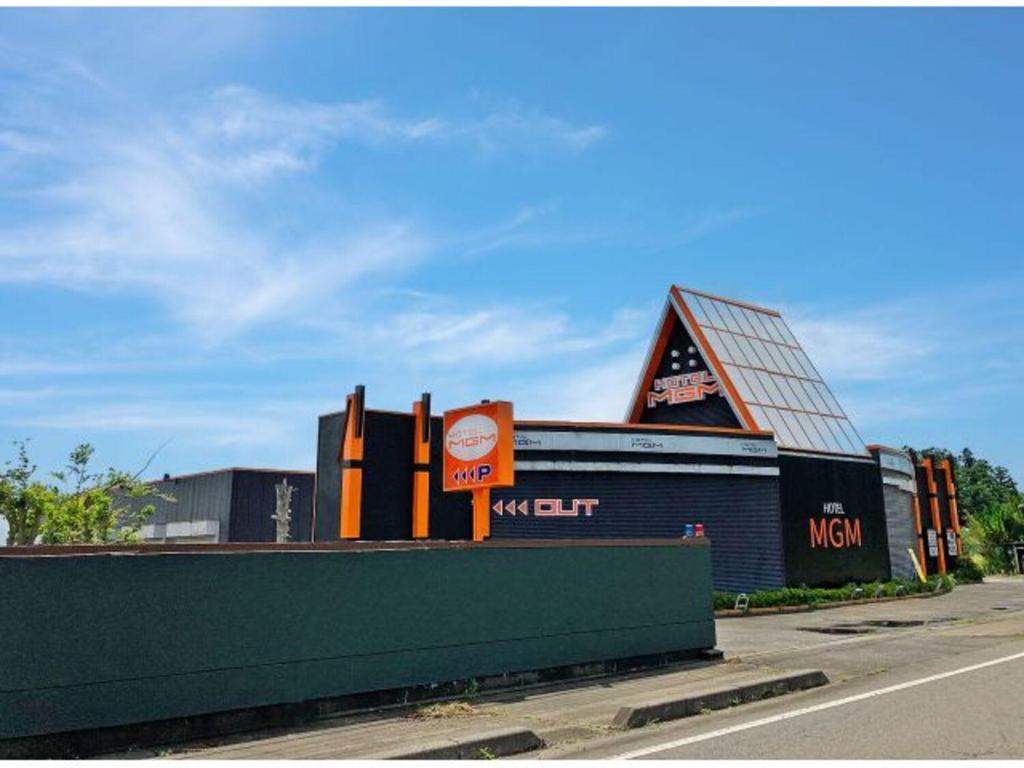 Hotel MGM - Housity